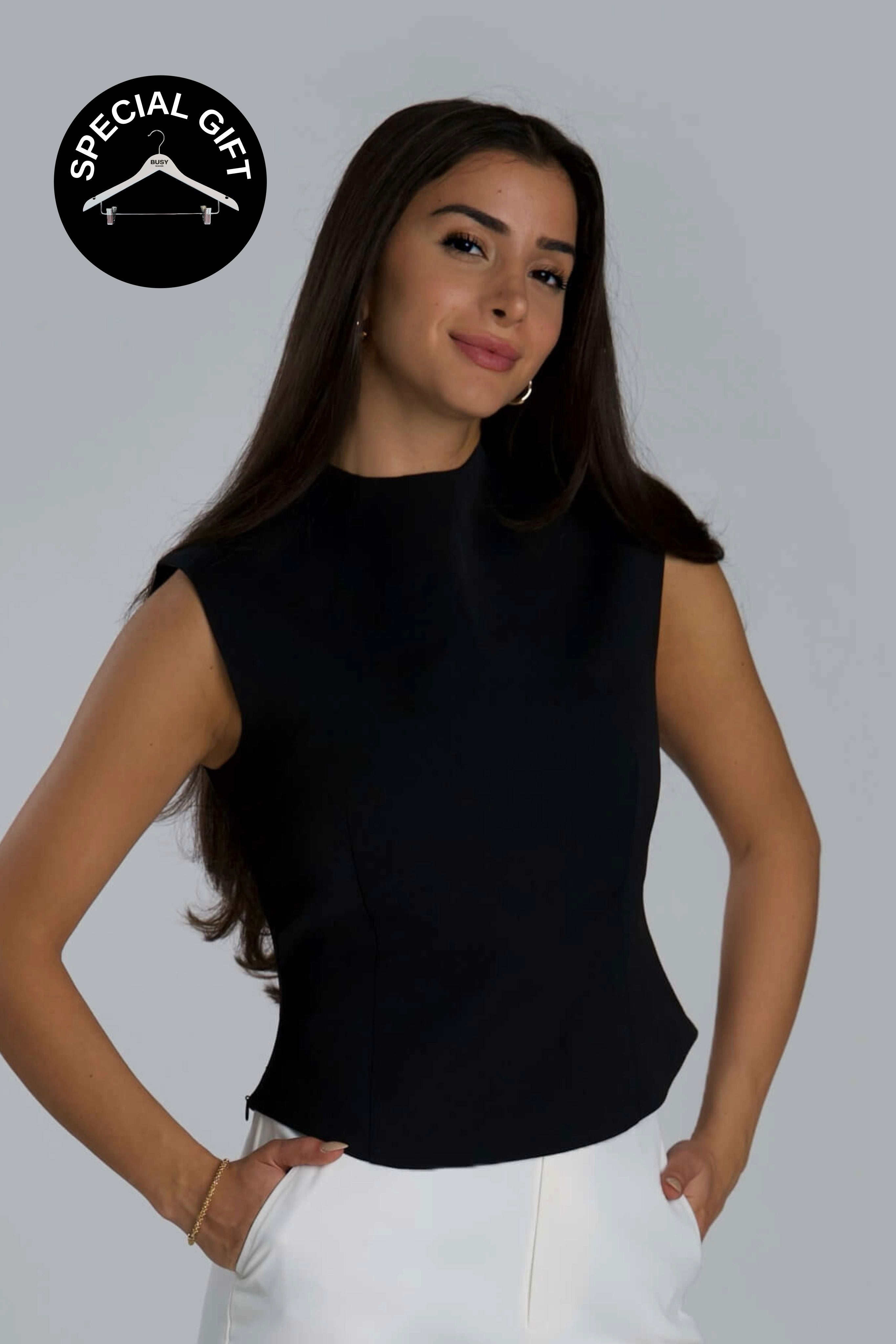 100€ Special Gift (Sleeveless Shirt + Clothes Hanger)